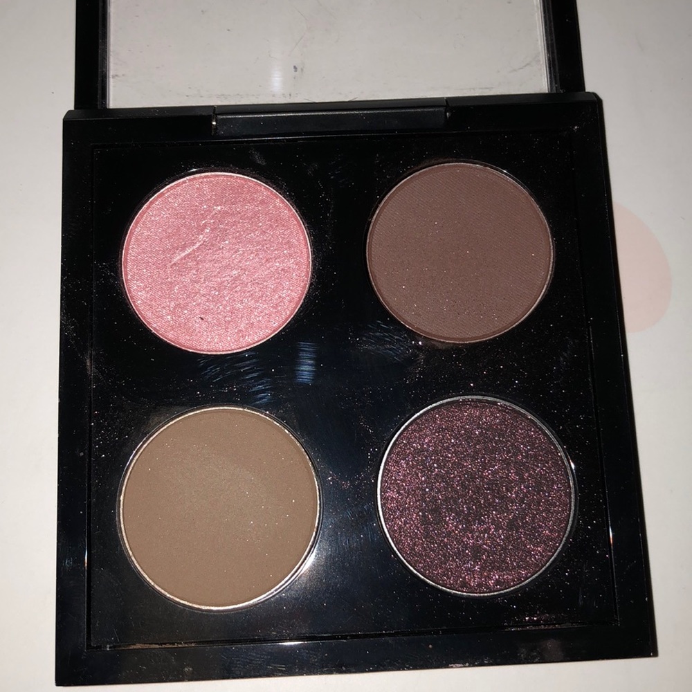 Mac eyeshadow palette